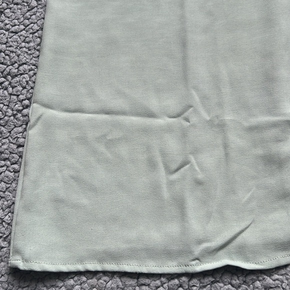 Lace Neckline Casual Ruffle Short Sleeve V Neck Top - Picture 6 of 9